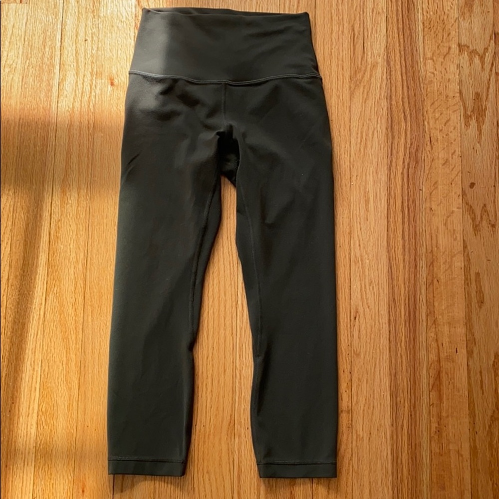 Lululemon pant size 4